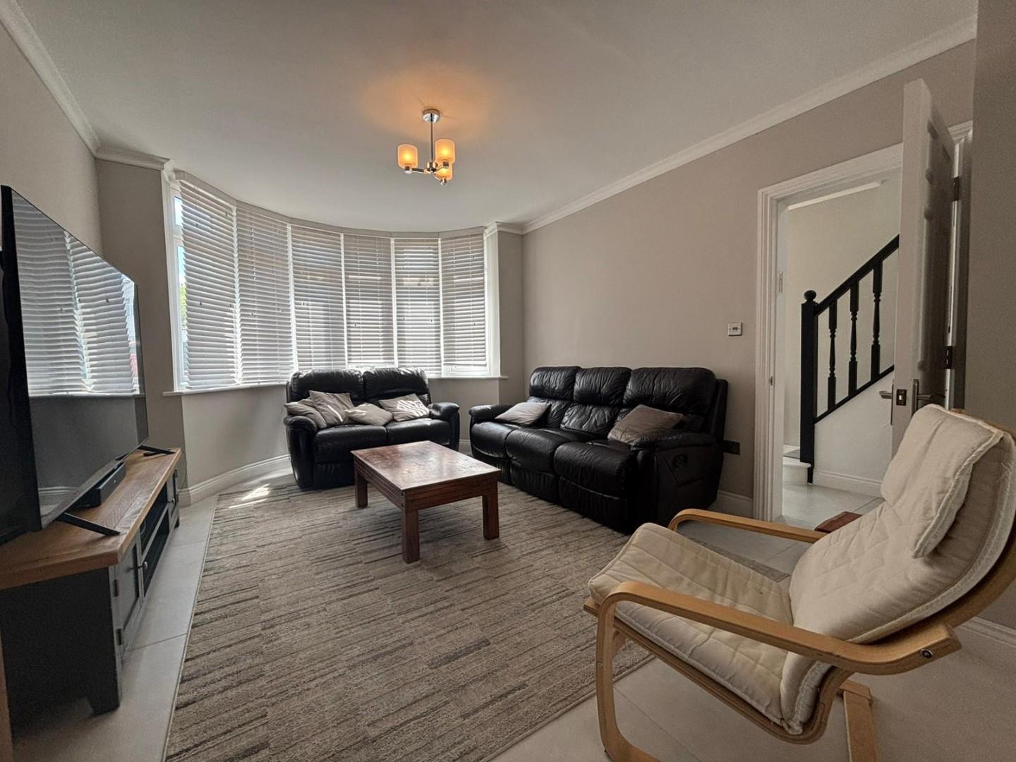Stoneyfields Lane, Edgware, HA8, Edgware